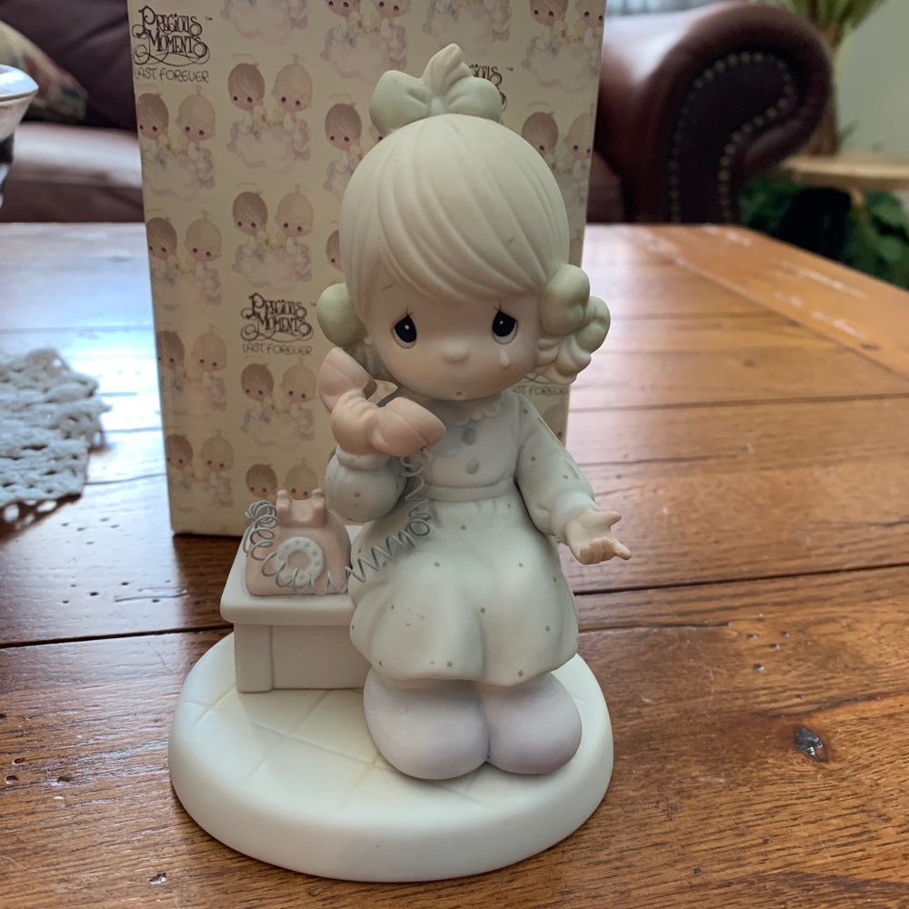 Precious Moments Figurine- Tell it to Jesus!!